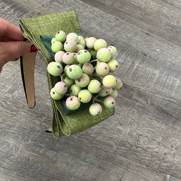 Handmade Designer Fascinator Headband Floral Green Bow and Berries - Picture 8 of 13